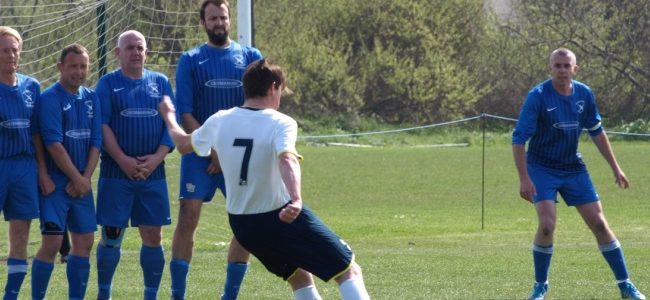 Geomarine Rovers Veterans entertain Spurs Legends Team