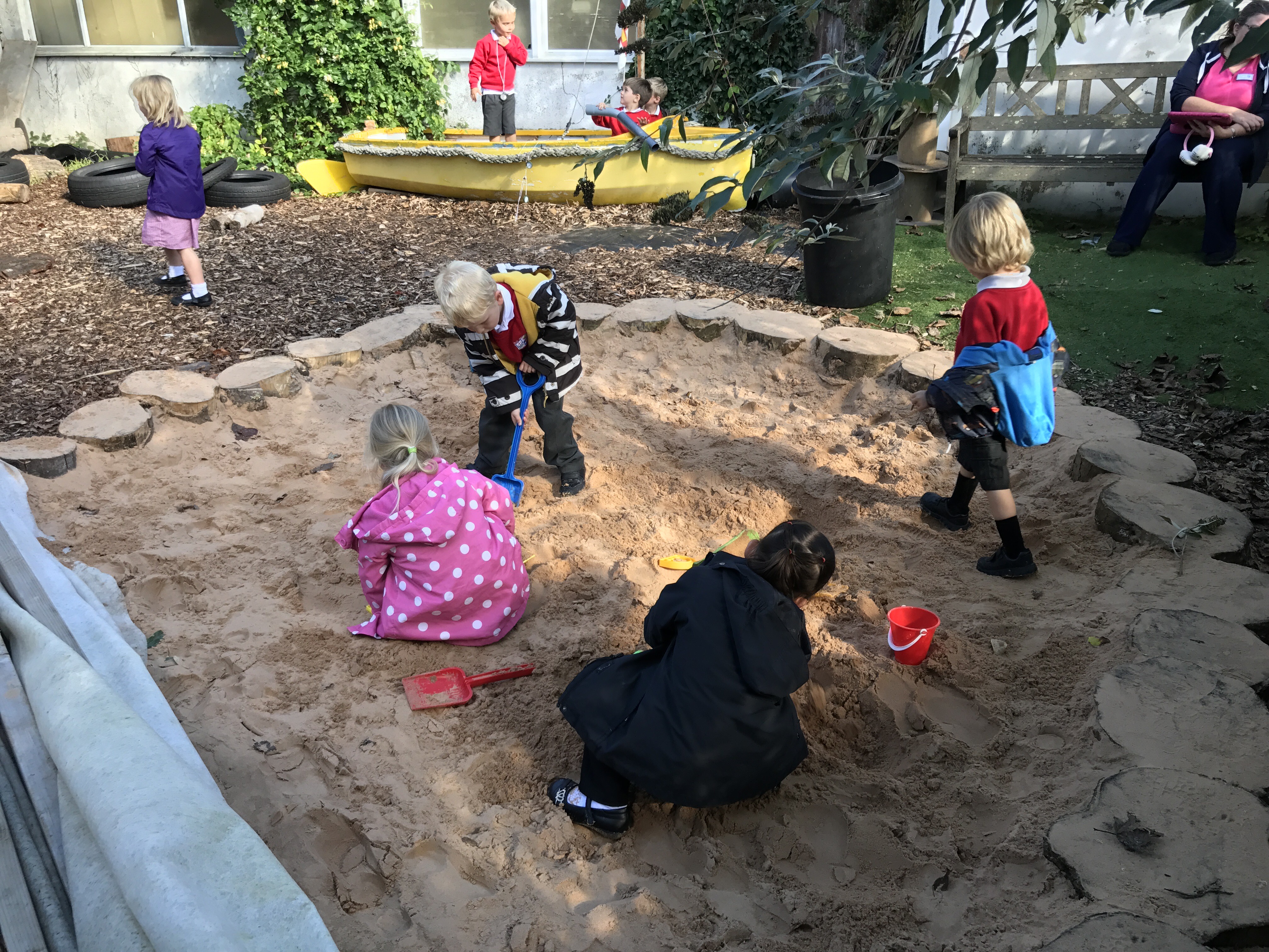 New Outdoor area for Vale Primary School