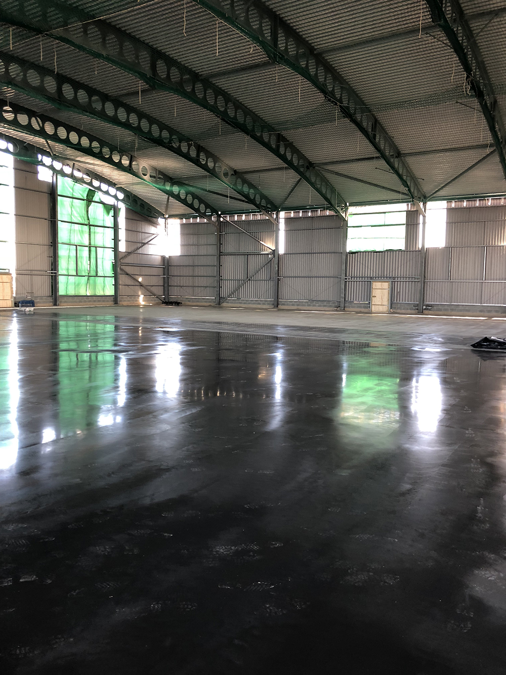 Super-duper Concrete Floors for  Guernsey’s New Waste Facility