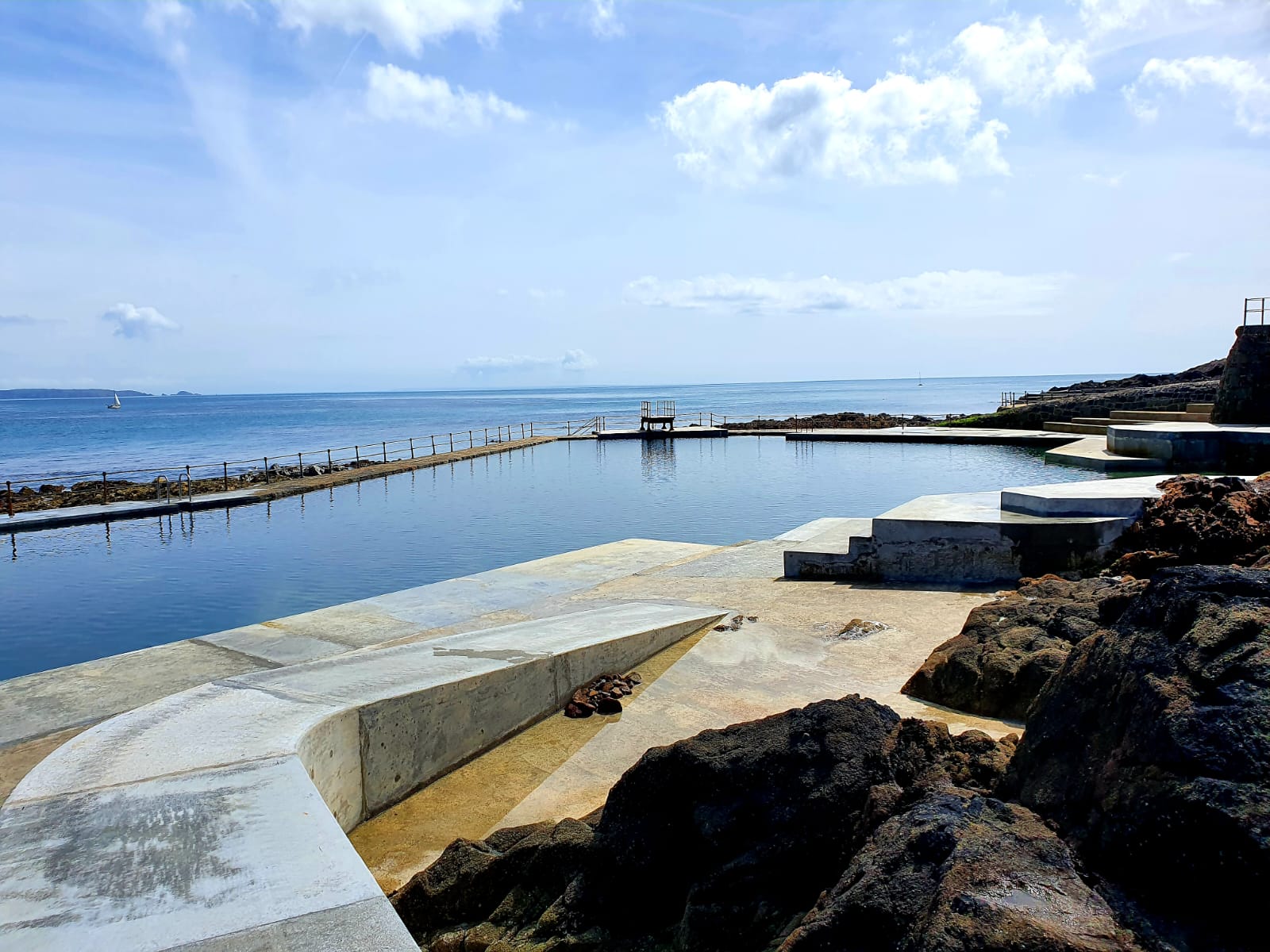 Ladies Pool Success for Geo Guernsey